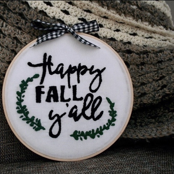 Other - Happy Fall Y’all Embroidery Hoop